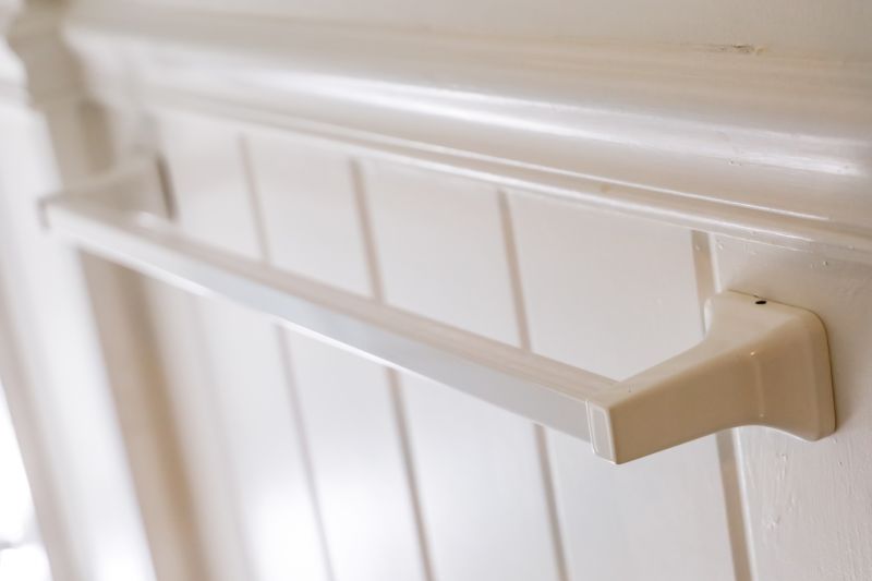 Elegant Towel Bars and Holders